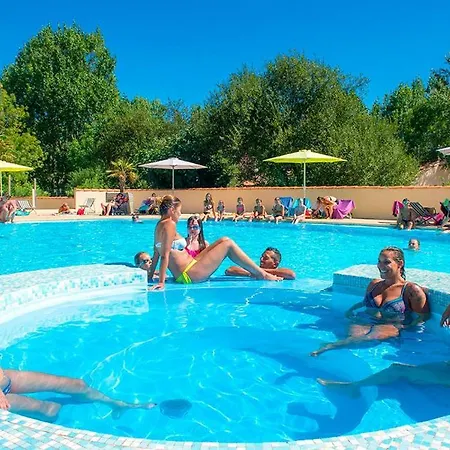 مكان تخييم Camping Clos Cottet
