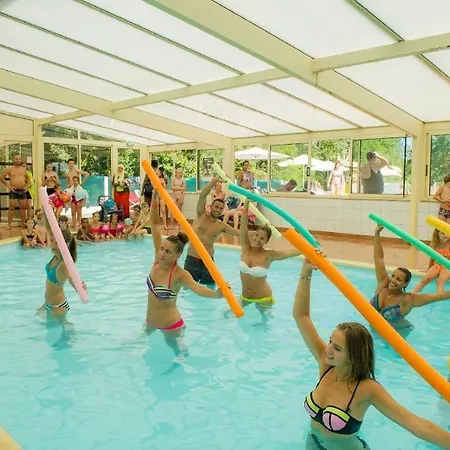 Camping Clos Cottet مكان تخييم Angles (Vendee)